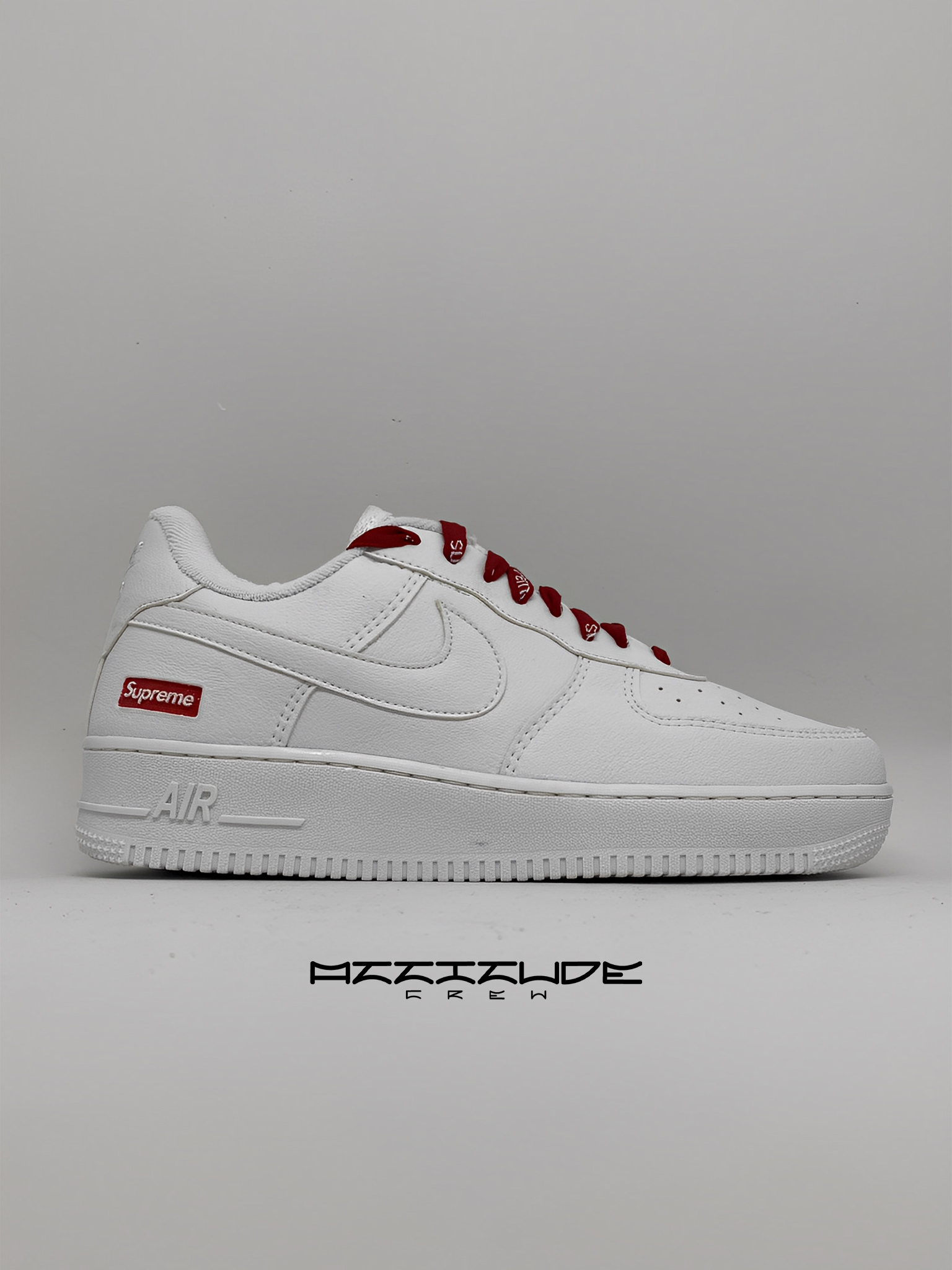 Nike air discount force supreme low